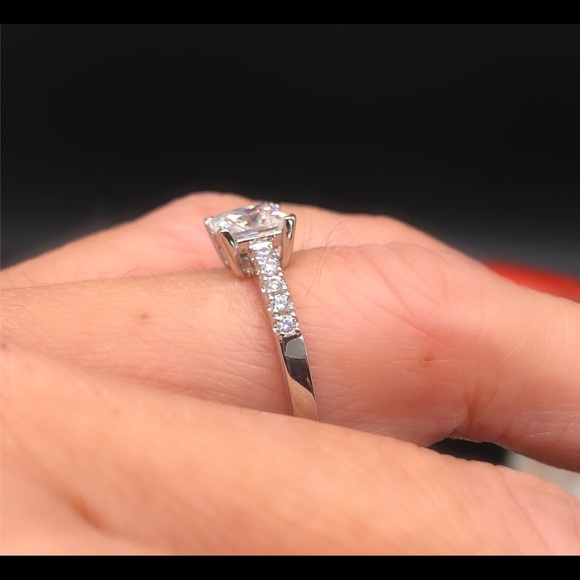 1ct moissanite diamond ring with Certificate - Picture 5 of 14